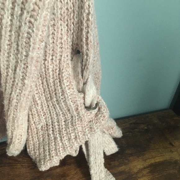 Vero Moda Knit Sweater with Balloon Tie Sleeves - Picture 4 of 5